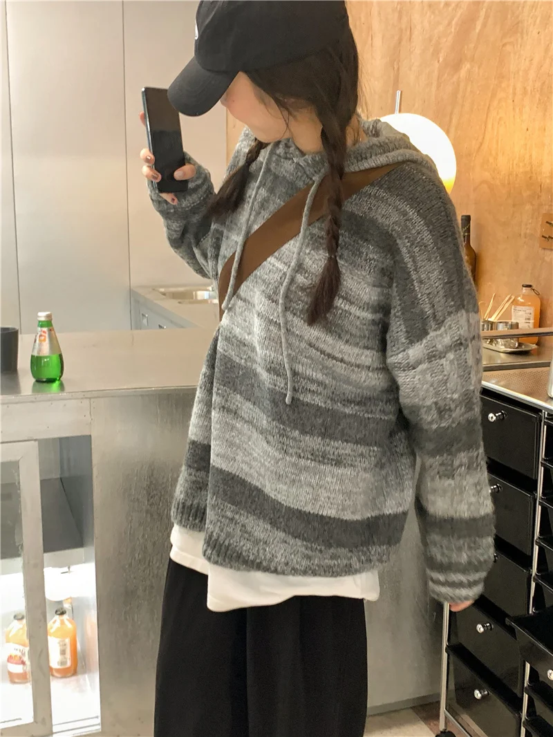 

Spring and autumn new style retro lazy wind knit loose hooded sweater women