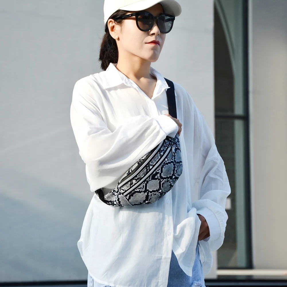 

Повседневная поясная забавная сумка со змеиным узором для женщин, уличная нагрудная сумка на молнии, популярная сумка для денег, нагрудная ...
