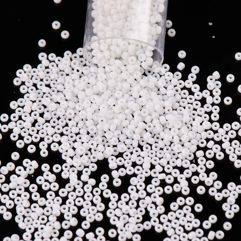 

15/0 1.5mm White Czech Glass Seed Spacer Beads 10g Austrian Glass Rice Beads Used For Jewelry Making Clothing DIY Accessories