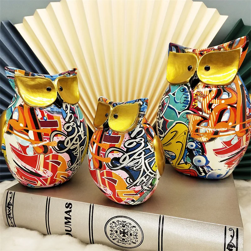 

Creative Painted Colored Owl Figurines Resin Home Interior Decoration Modern Products Office Desktop Mini Figurines Gifts