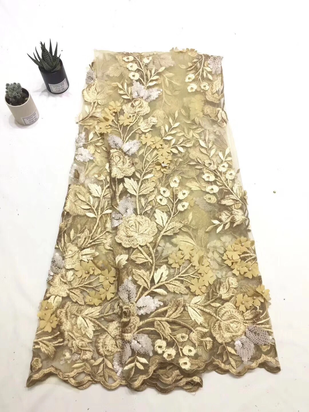 Very Good Quality Applique Design Lace Fabric Beaded Tulle French With 3d Flowers Big Party Dress FJ2805 | Дом и сад