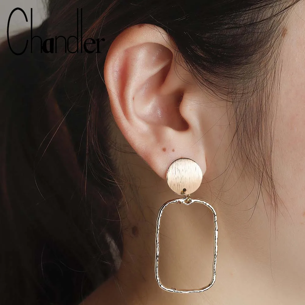 Золотистые прямоугольные серьги Chandler эффектные ювелирные изделия ретро висячие
