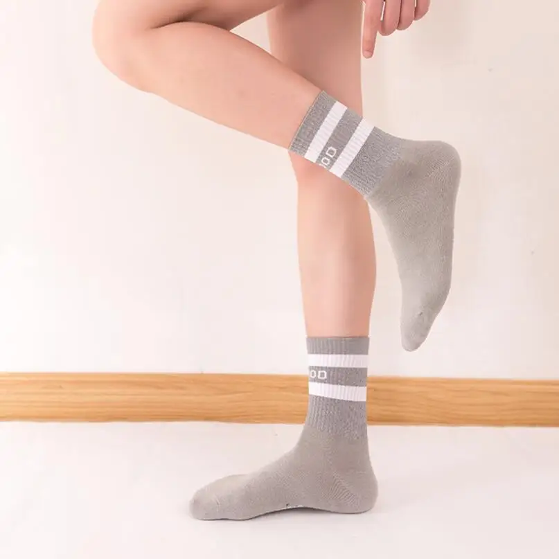 Quick Dry Cycling Neon Reflected Crew Sock Women Men Bright Striped Sport Socks Letter Embroidered Reflective Ankle Socks