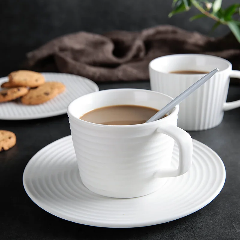 Nordic Retro Europe Style Procelain Coffee Set Tea Set Cup and Saucer Set 200ml Japanese Style Unique Design