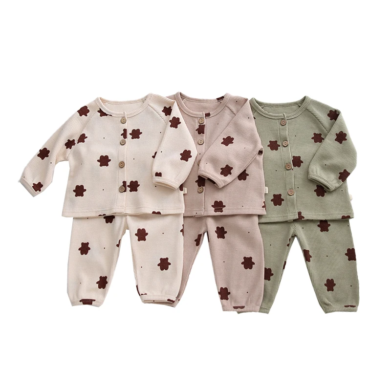 

Детские комплекты одежды с мультяшным медведем для осенних мальчиков и девочек, хлопковый топ и брюки, костюмы