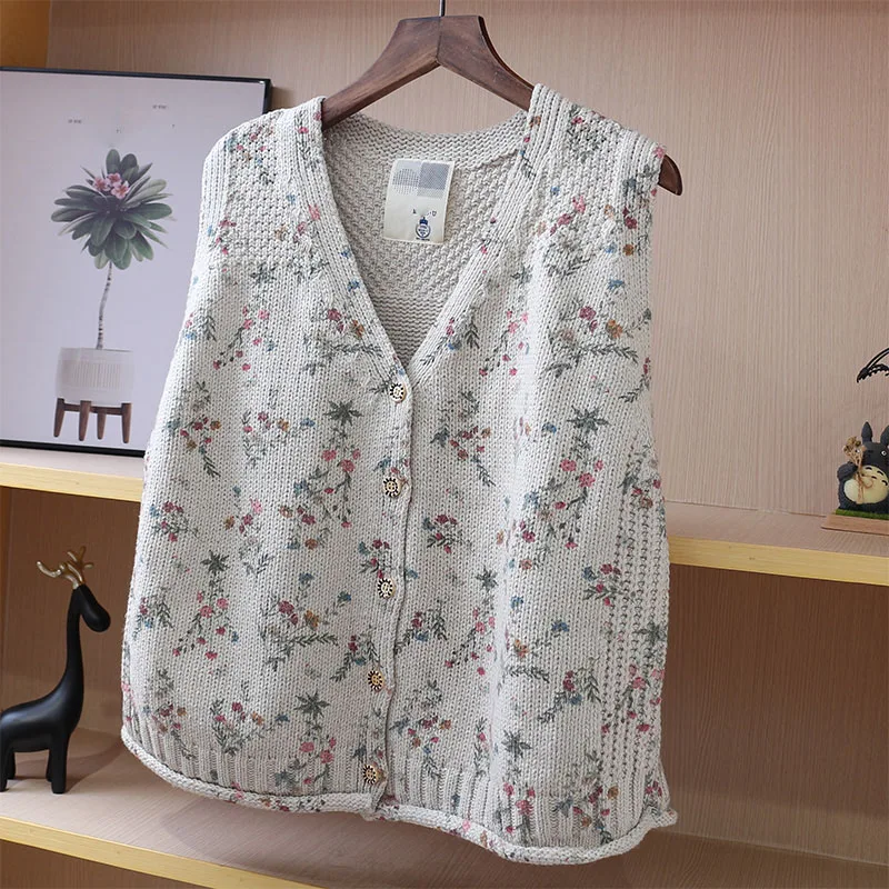 Жилет вязаный однобортный без рукавов с цветочным принтом V-образным вырезом