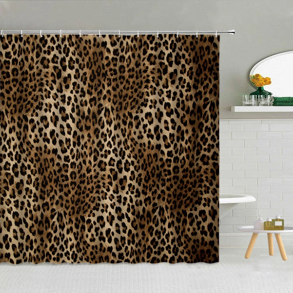 

Moon Cheetah Shower Curtain Classic Fashion Leopard Pattern Woman Valentine's Day Gift Bathroom Decor Waterproof Fabric Curtains