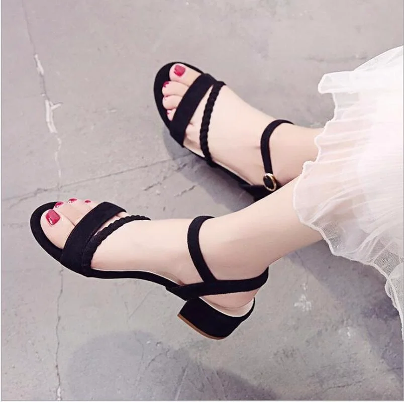 

Women's Fashion Mid Heels Platform Sandals Summer Women Buckle Strap Open Toe Pumps Ladies Square Heel Casual Shoes
