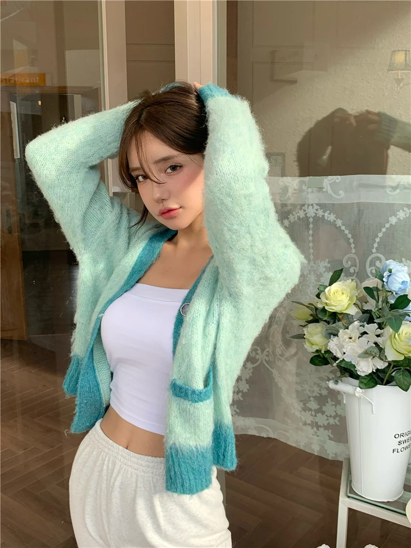 

Knitted Cardigan Women Fall 2020 V-neck Fashion Brand Korean Clothes V-neck Loose Sweater Autumn Winter Female Green New 2020