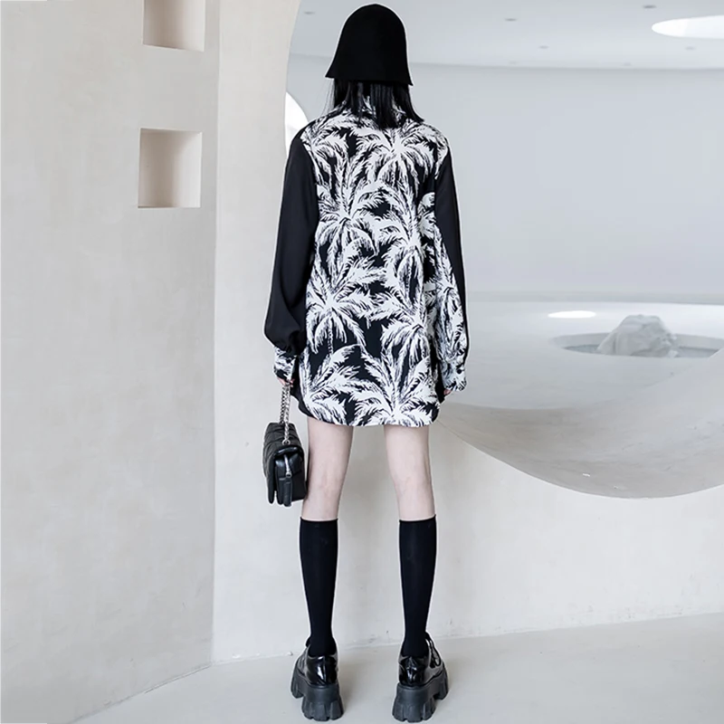 

[EAM] Wide Leg Print Shorts Two Piece Suit New Lapel Long Sleeve Black Loose Fit Women Fashion Tide Spring Summer 2021 1DD7542