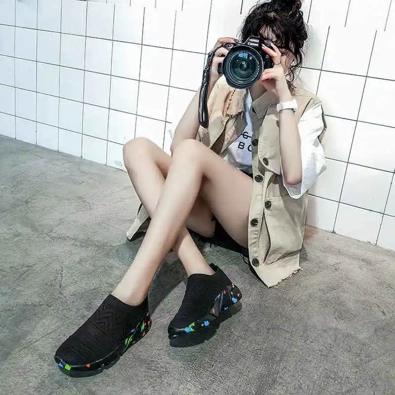 Женские спортивные кроссовки без шнуровки сетчатые легкие для бега женская