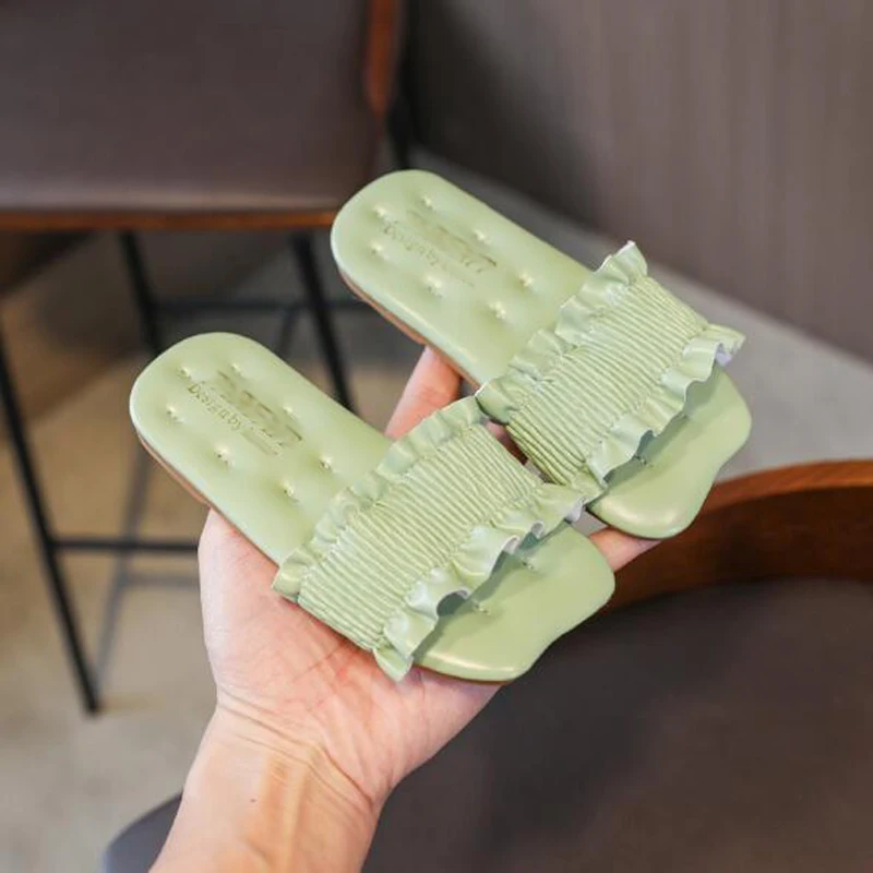 

Шлепанцы детские из ткани, с оборками, летние, зеленые