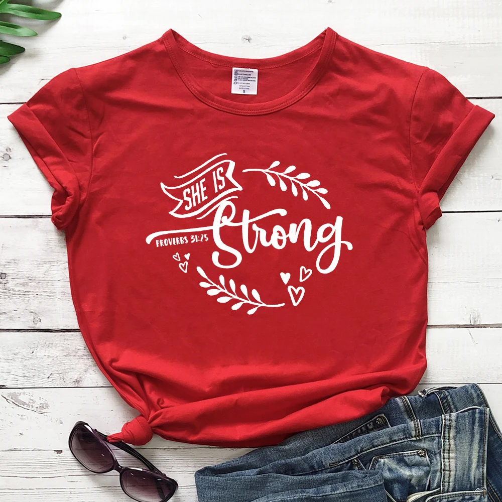 She Is Strong пословицы 31: 25 футболки женские Необычные графические вдохновляющие Христианские Футболки женские модные церковные Библейские стихи футболки
