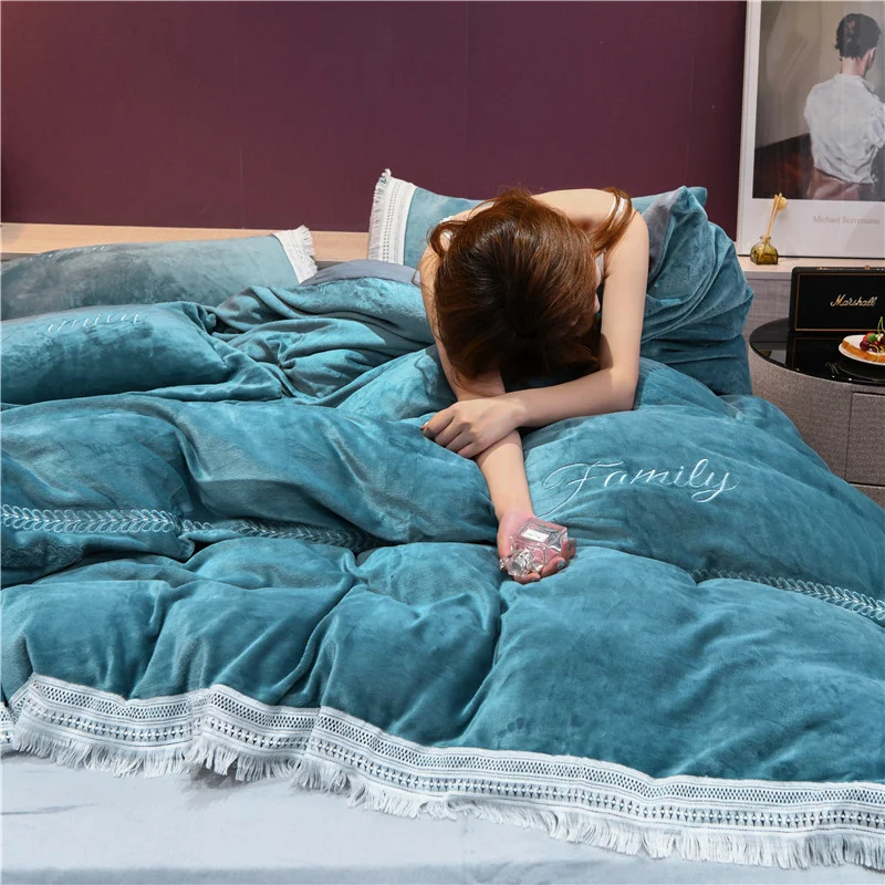 Modern Style Milk Velvet 4pcs Warm Duvet Cover Bed Sheet Pillowcase Winter Soft Lake Blue Purple Grey Green Khaki Queen Red | Дом и сад