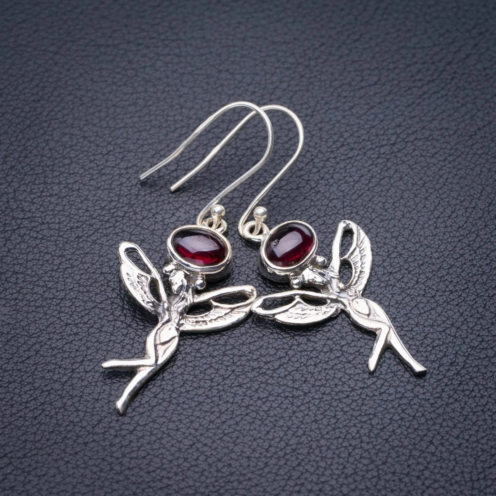 

Серьги StarGems из серебра 925 пробы с натуральным аметистом 1,75 пробы ручной работы E1397