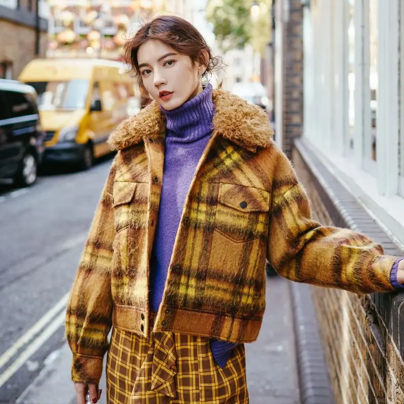 

Winter Women High Quality faux lambswool Fur OverCoats Luxury short casual Thick Warm Plus Size female 2019 yellow plaid fashion