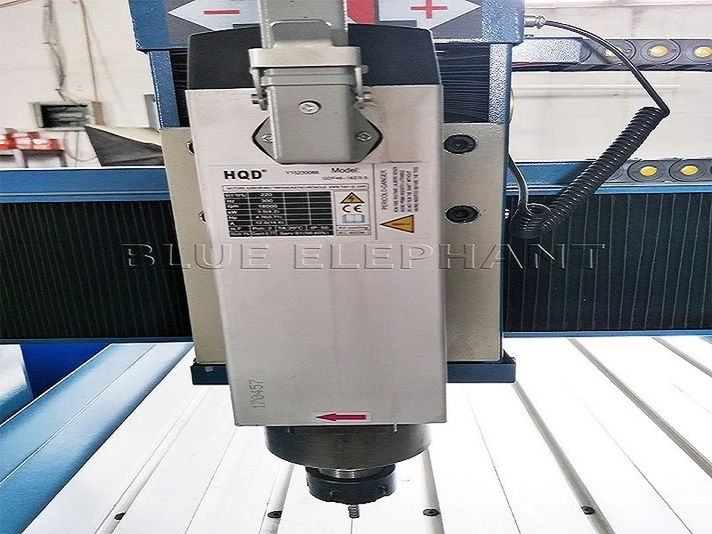 6090 высокоэффективный фрезерный станок с ЧПУ для рекламы Гравировальный мини