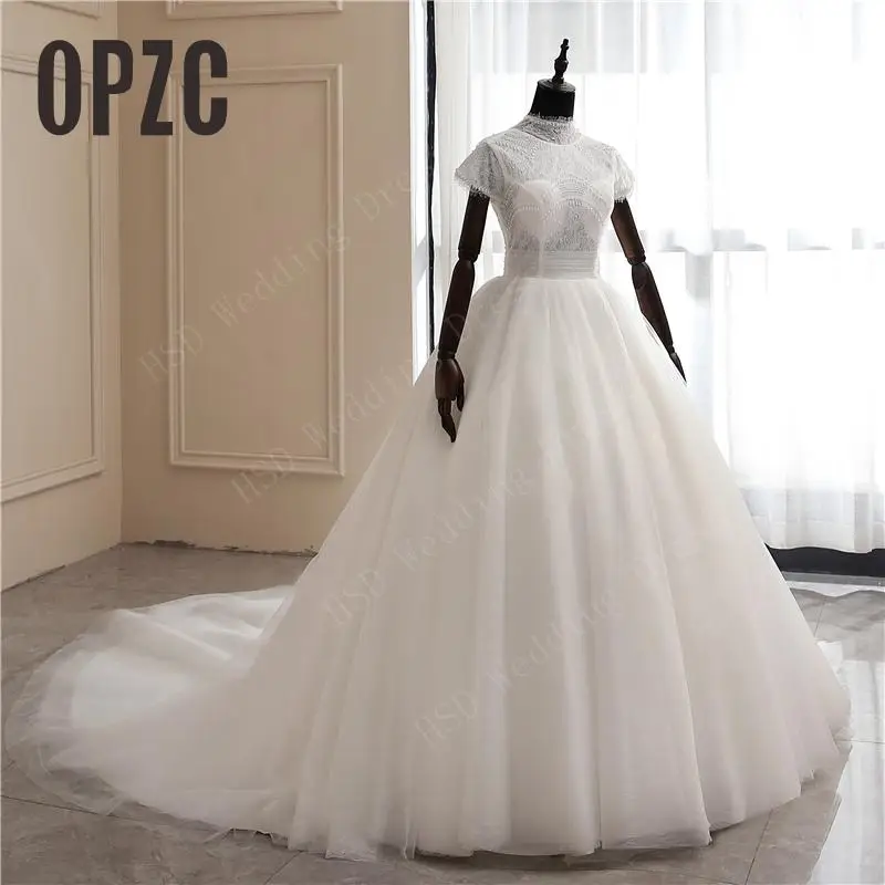 Свадебное платье со шлейфом 100 см с коротким рукавом и высоким воротом роскошное