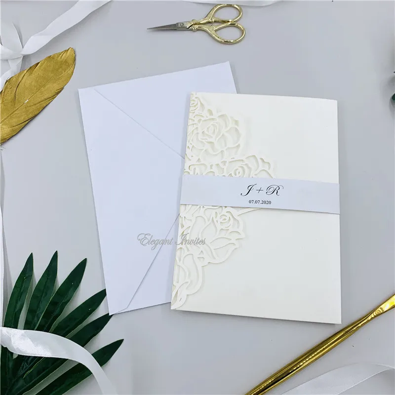Специальные свадебные приглашения цвета слоновой кости тройного сложения с