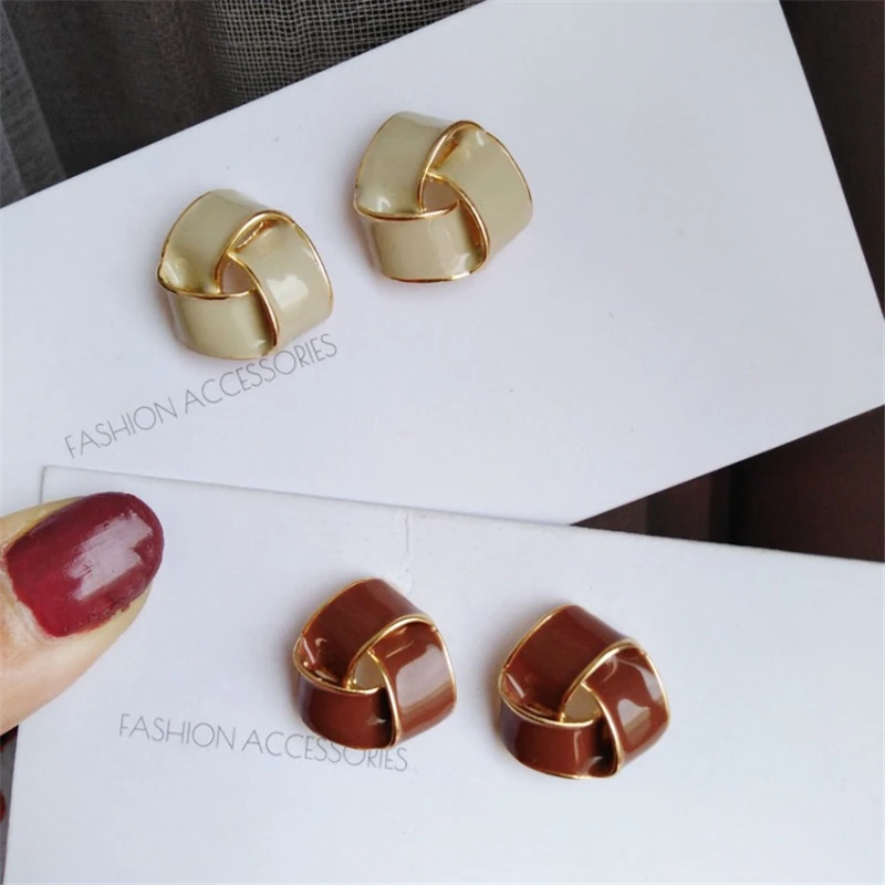 

Only beautiful geometric shape small stud earrings contracted creative personality retro earrings jewelry accessories