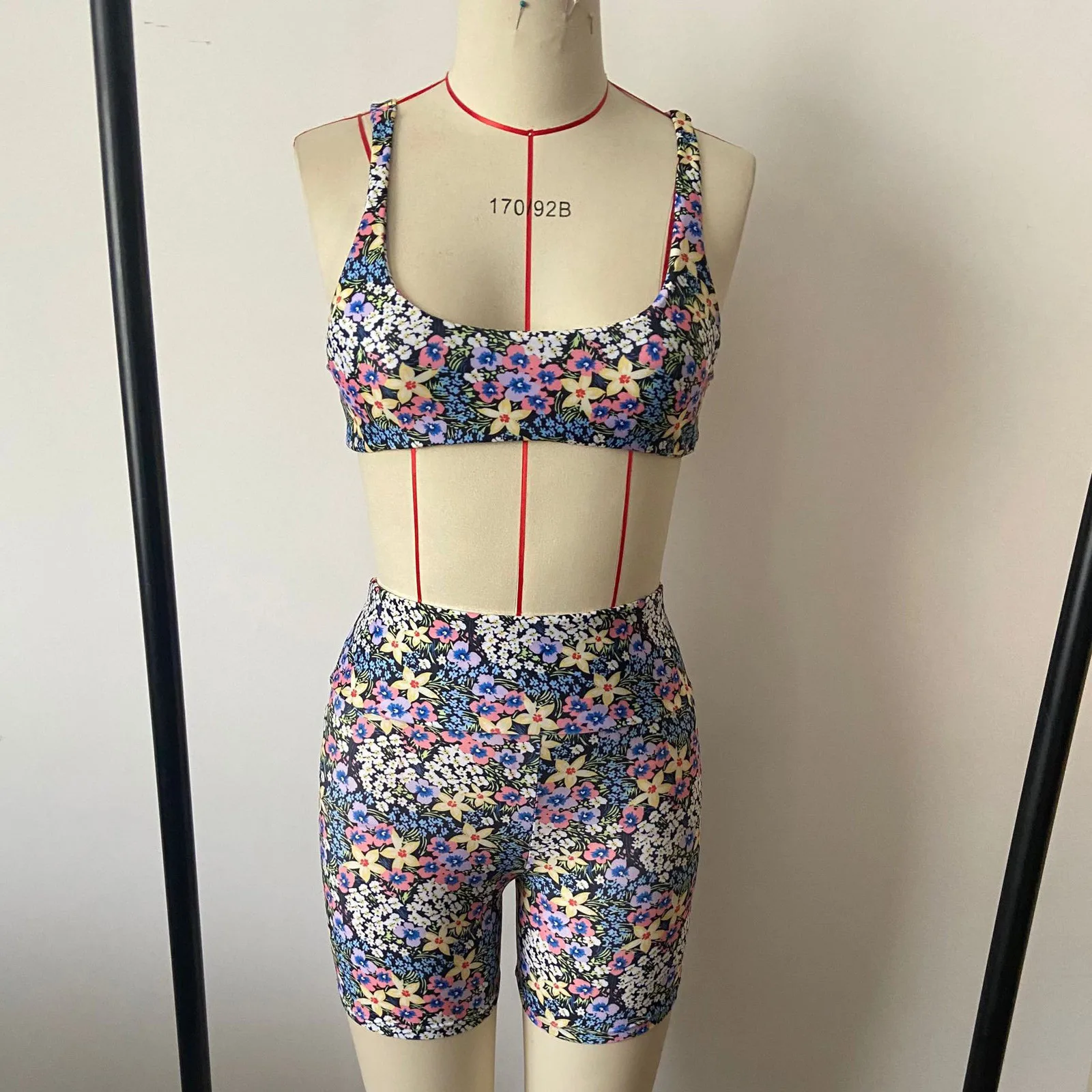 

Crop Top Sport Tankini Swimsuits Women Plus Size Swimwear Push Up Bathing Suit Two Piece Tankini Set Shorts XXL Female Beachwear