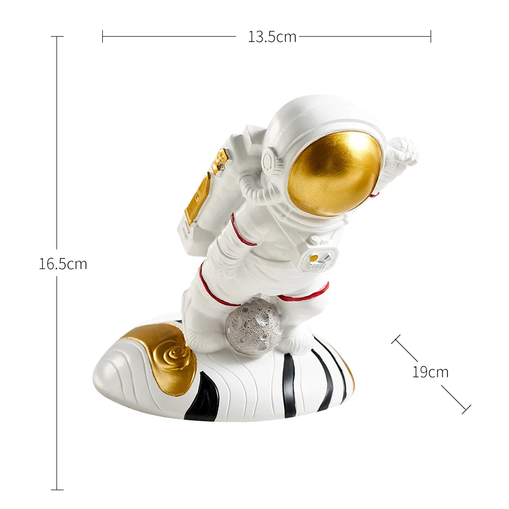 

Nordic Style Home Decoration Accessories Creative Resin Sculpture Crafts Astronaut Mold Bottle Rack Ornaments Housewarming Gifts