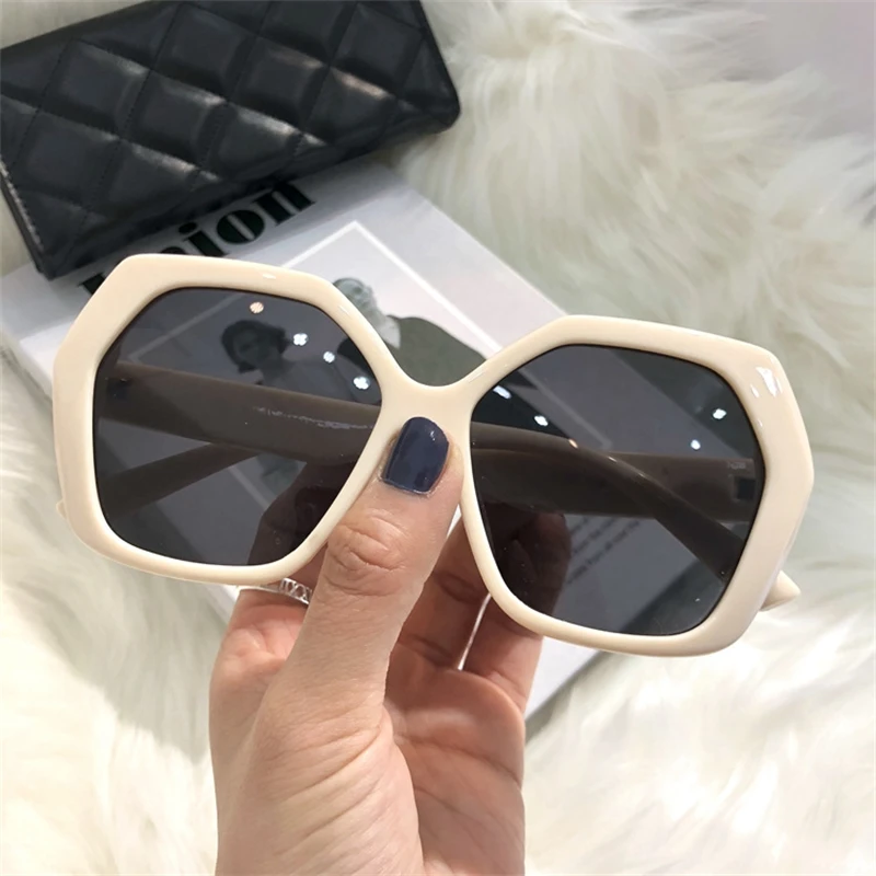 

net red same style large frame sunglasses Fashion Korean transparent sunglasses Fashion Net red lady glasses