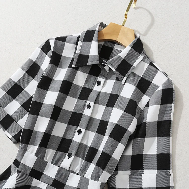 

European and American women's clothing 2020 autumn new style Five-sleeved lapels Fashion color matching Plaid dress