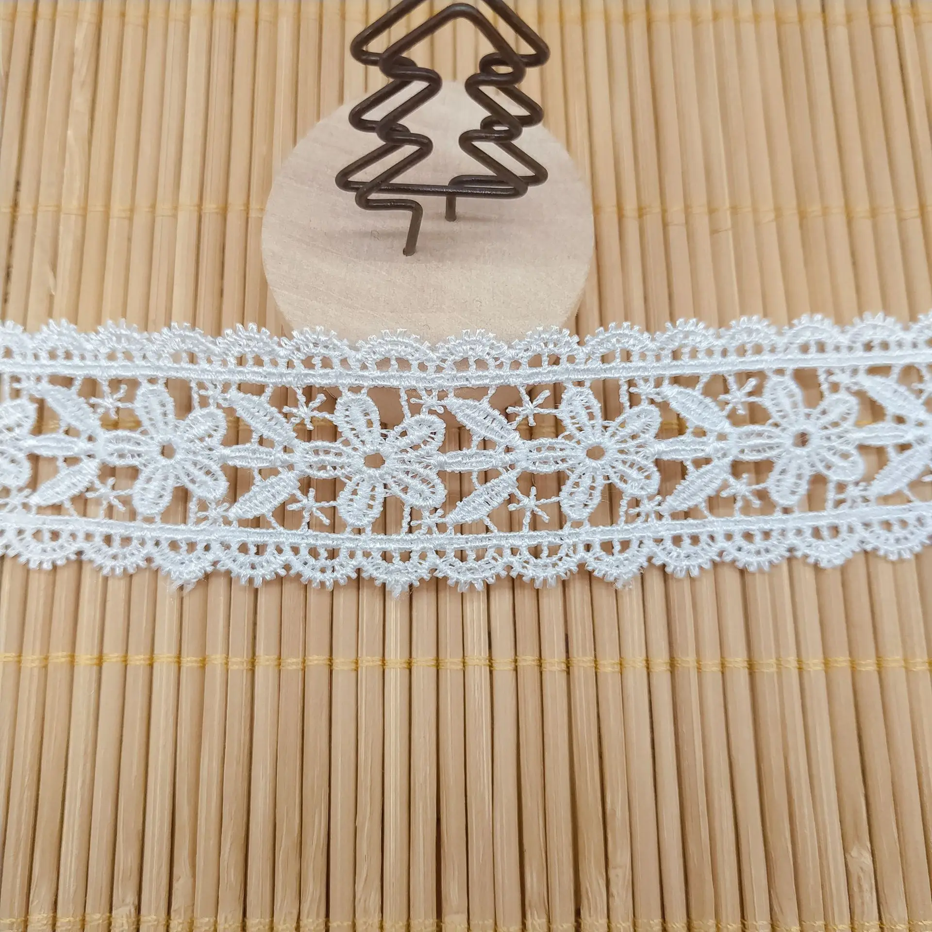 Кружевная вышивка французская кружевная лента ткань гипюр сделай сам отделка