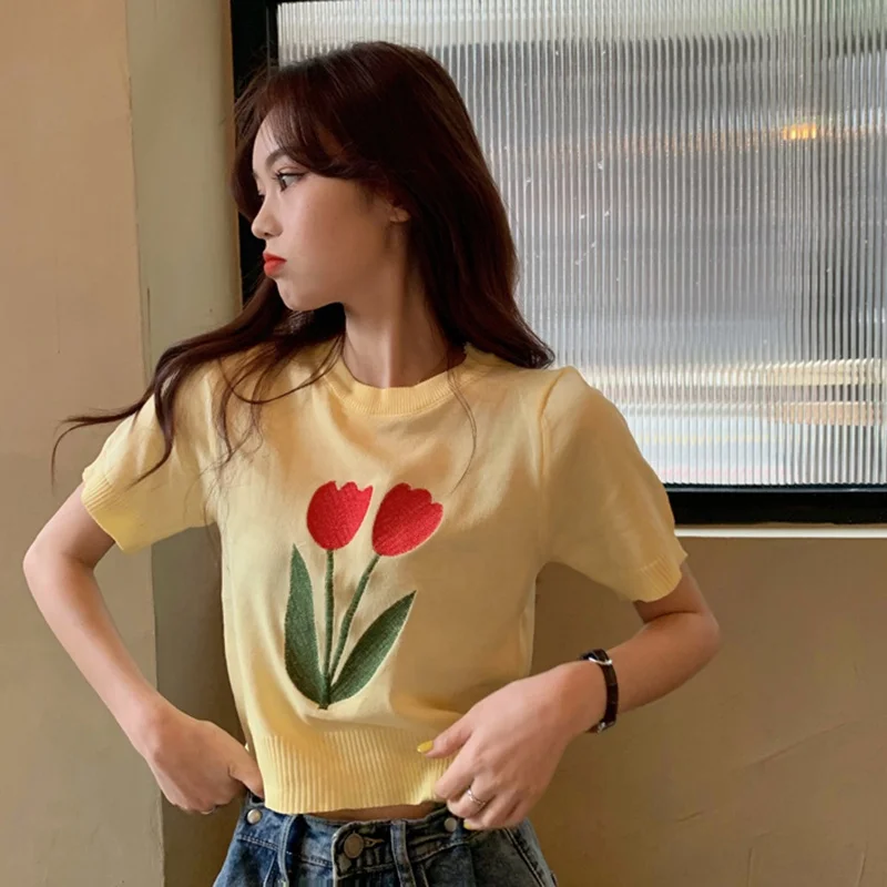 Летняя женская футболка одежда топы с принтом букета вязаная коротким