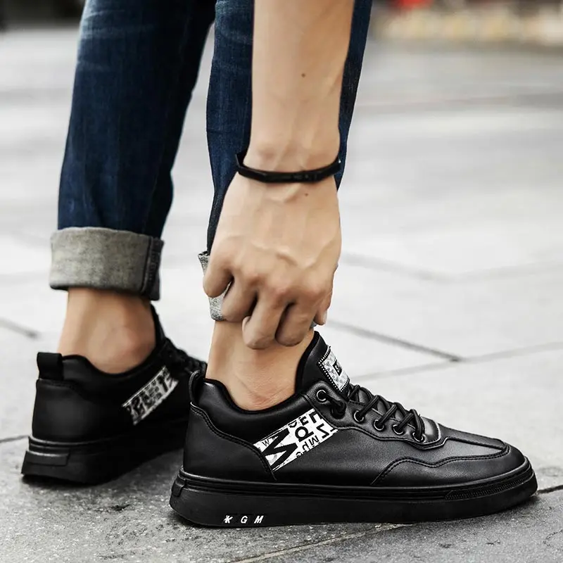 

Designer Trainers Sport Shoes High Top Male Running Shoes Elastic Laces Sports Sneakers Red Male Sneakers Tennis