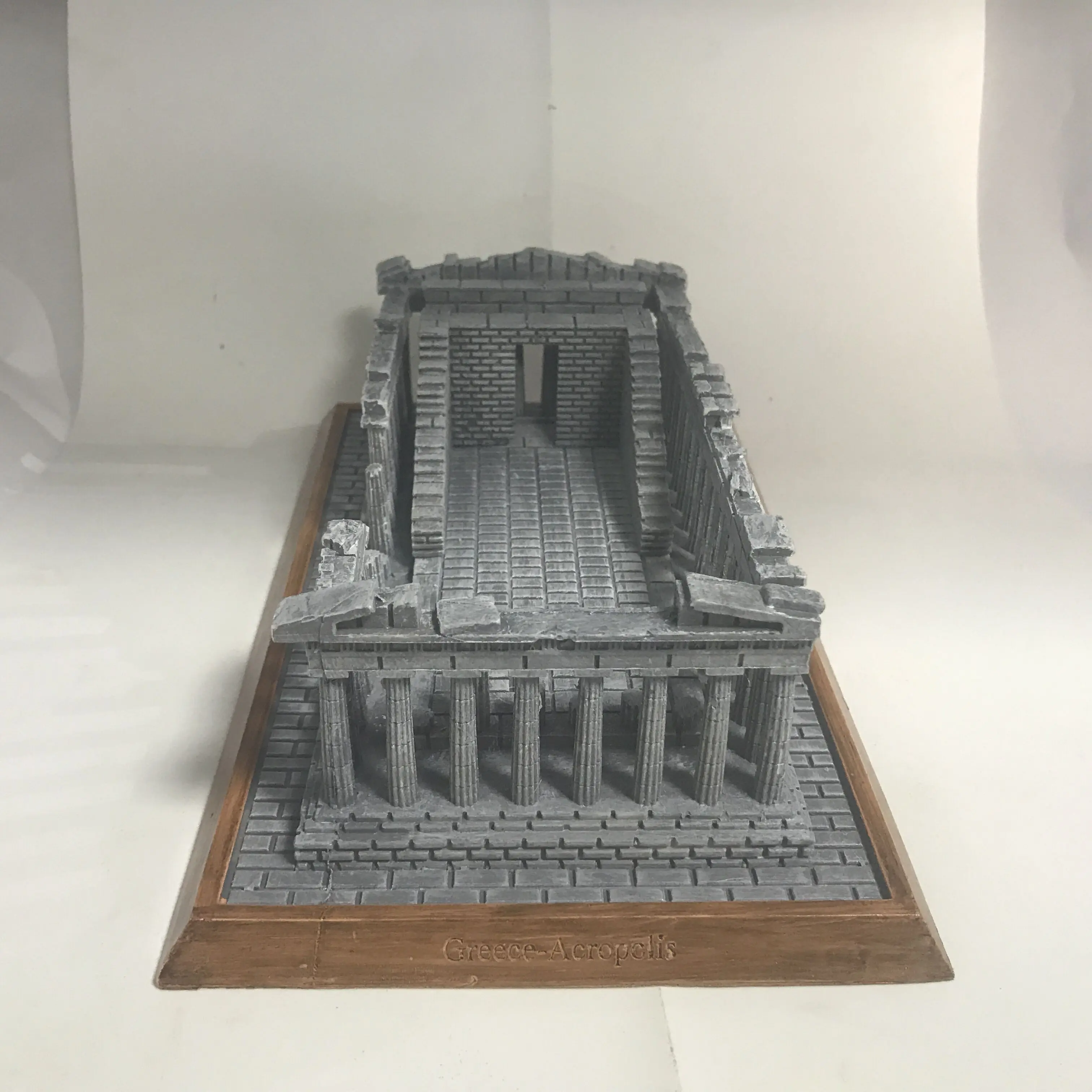 Полимерные ремесла предметы интерьера всемирно известное здание акрополис