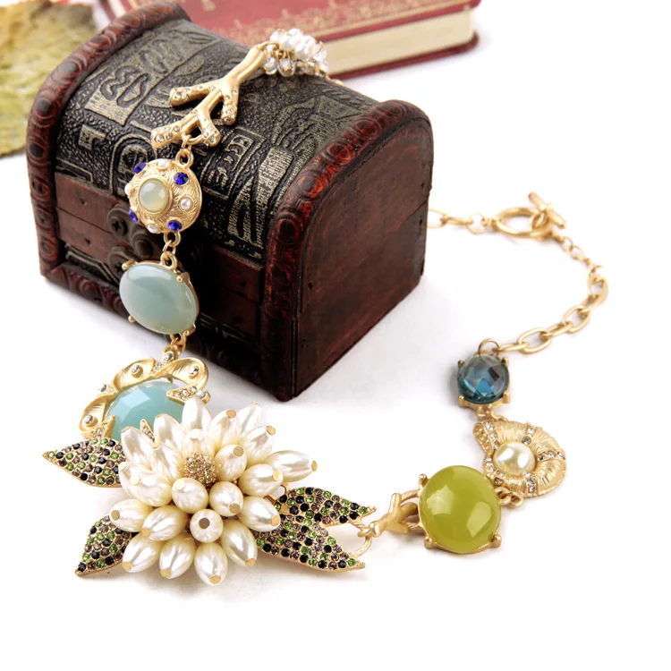 Ожерелье с имитацией цветов гиперболы balanстенда из акрила кристаллами |