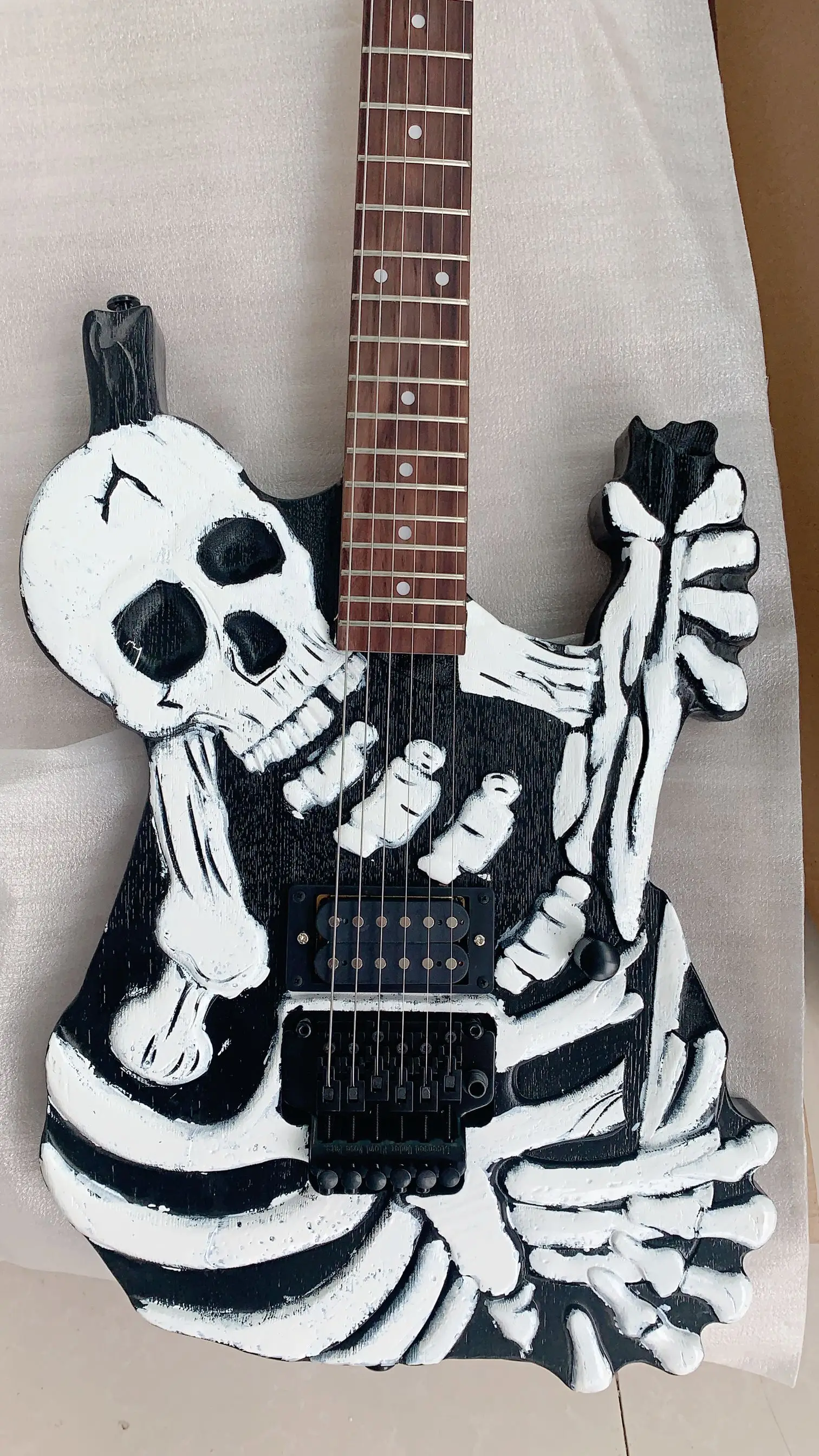 Новое поступление бесплатная доставка электрическая гитара Espmodel фирменная