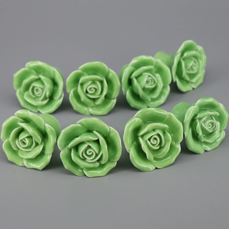 8 штук фурнитуры зеленой керамической розовой цветочной ручки шкафа с выдвижной ручкой и винтами.