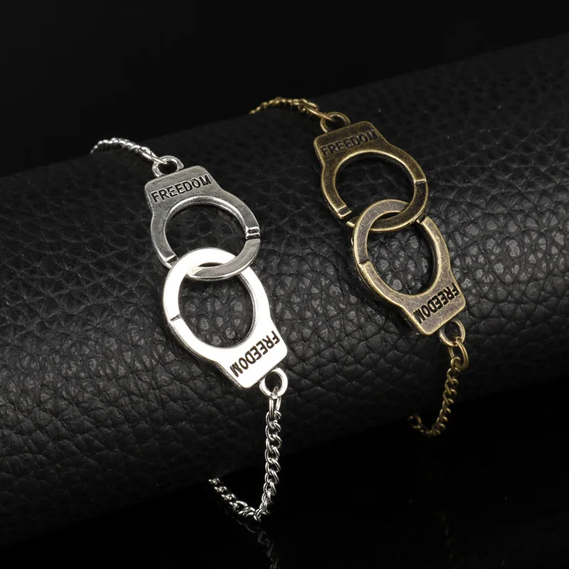 

Fifty Shades of Gray SM Handcuffs Necklace OL Fashion Men's and Women's Bracelets New Simple Fashion Jewelry Clavicle Item Gift