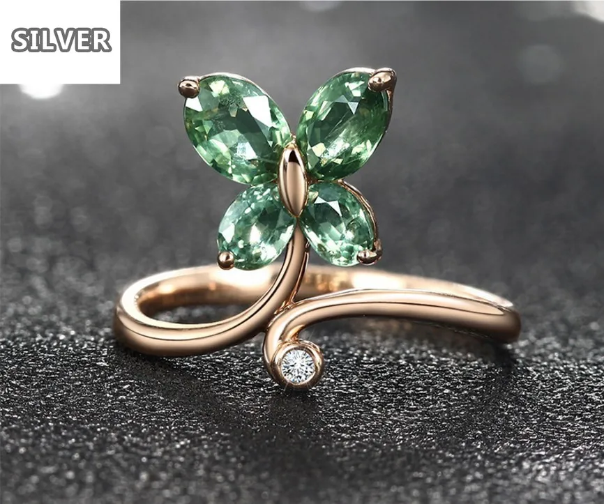 Кольцо с изумрудом покрытое розовым золотом со стрекозой кольцо зеленым