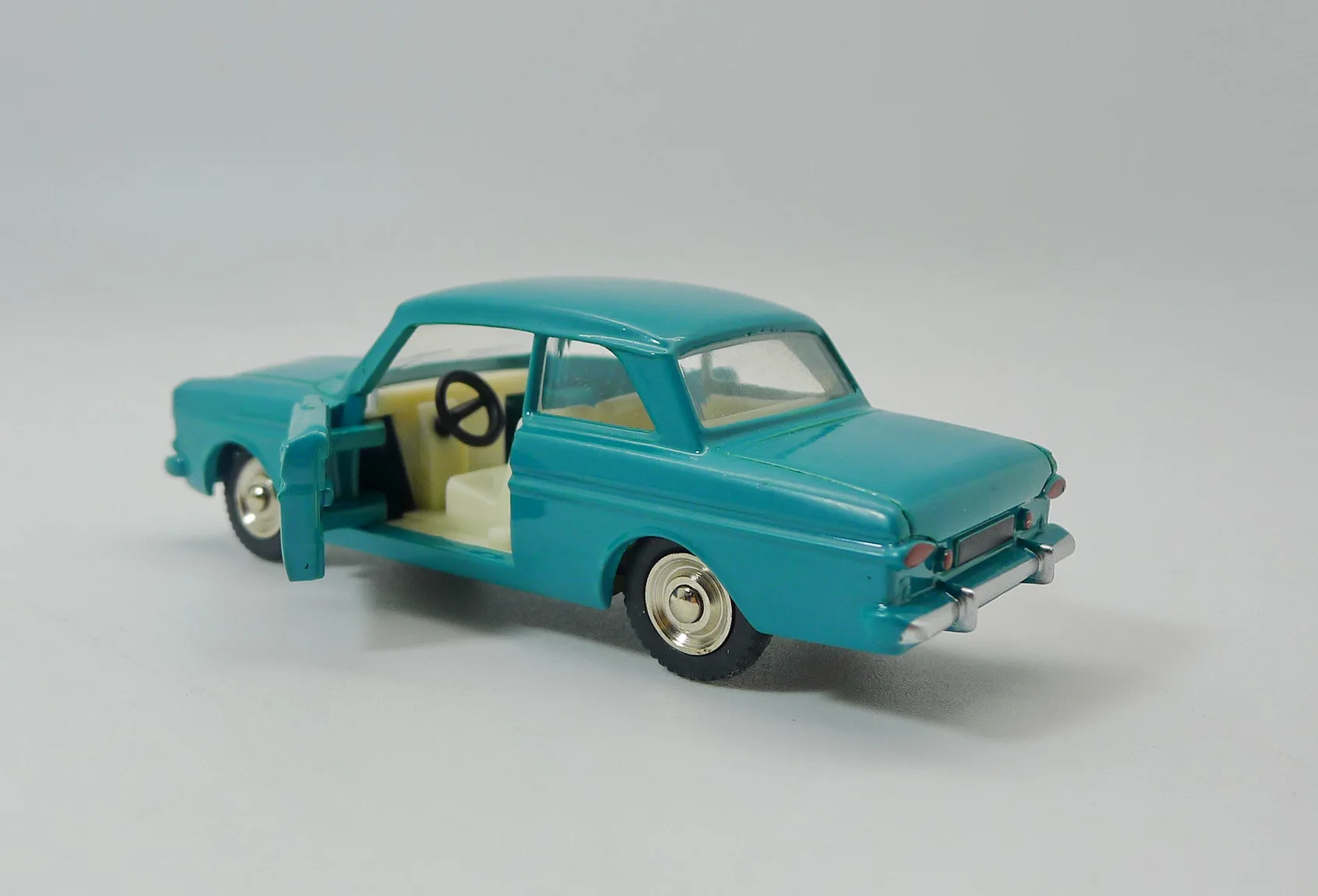 Atlas Dinky Toys 538 FORD TAUNUS 12 м 1:43 литой модельный автомобиль
