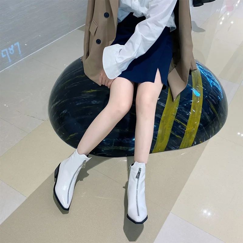 

Women's trend fashion boots 2021 winter new middle tube women's boots adhesive shoes pointed white thick with boots