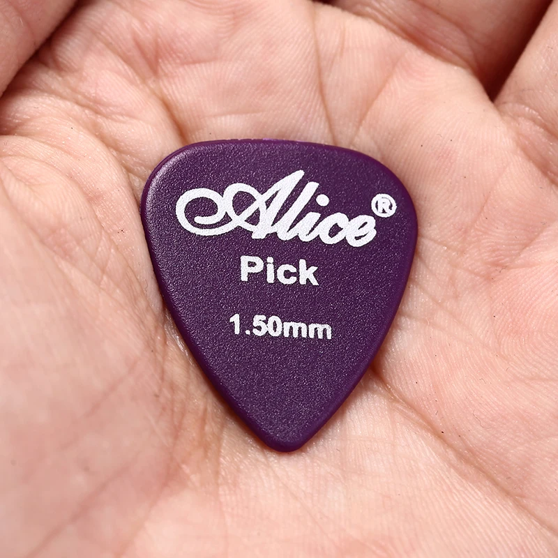 

30pcs guitar picks New Design 1 box case acoustic electric guitar accessories musical instrument