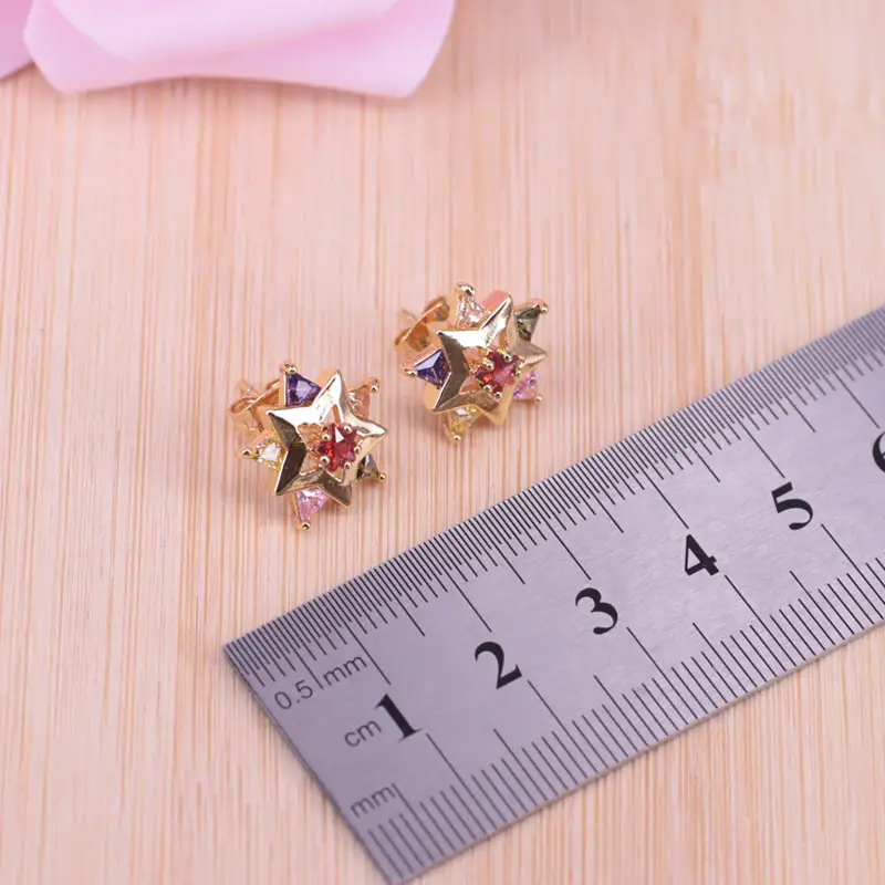 Набор ювелирных изделий из ожерелья и серёжек-прямоугольников золотого цвета с