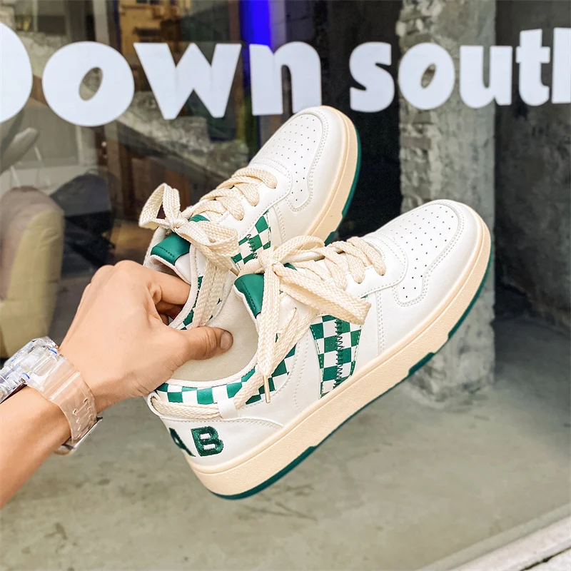 

Male Fashion Casual Sneakers Light Weight Tide Shoes Breathable Casual Sports Shoes