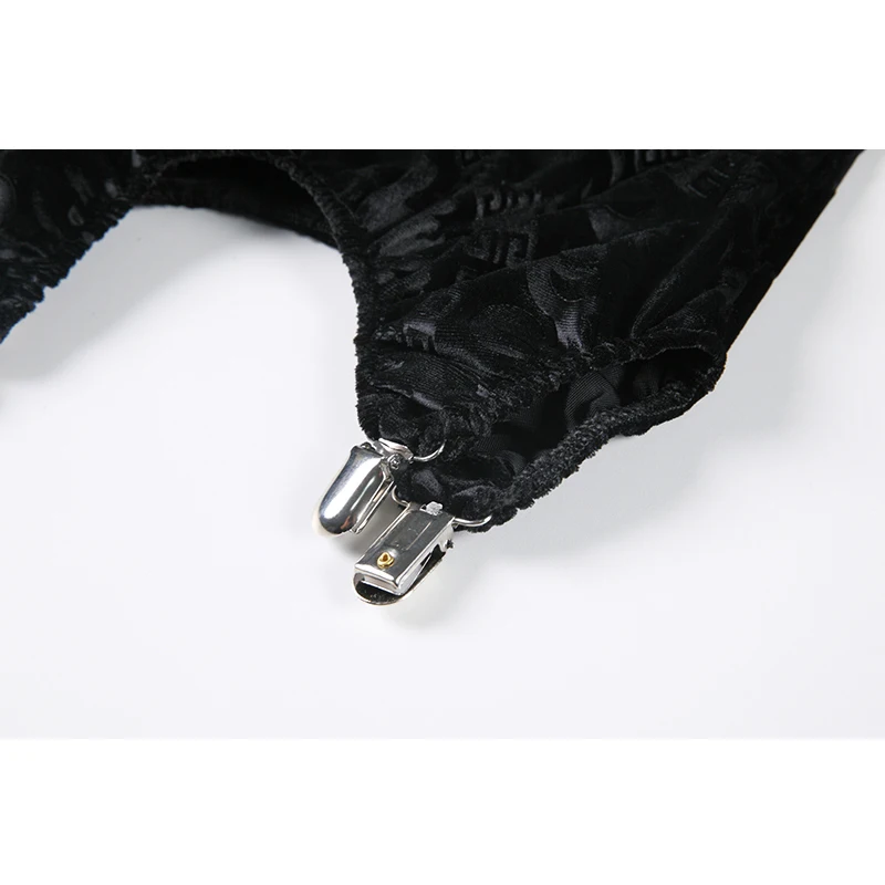 Укороченная женская футболка с воротником-стойкой и длинным рукавом черная