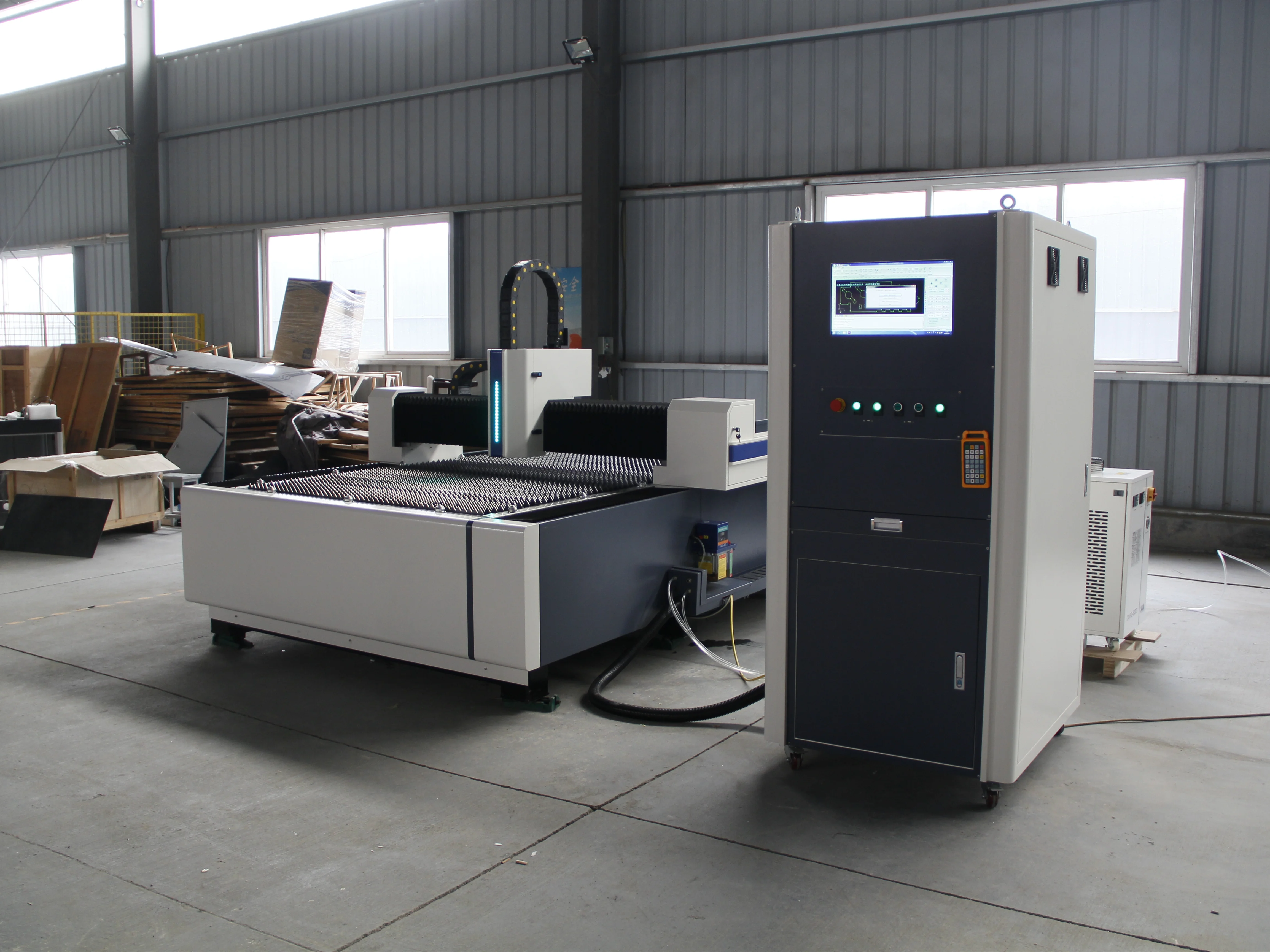 1000 Вт 2000 волоконно резательная машина для 5 мм алюминиевого листа 10 стальной лист