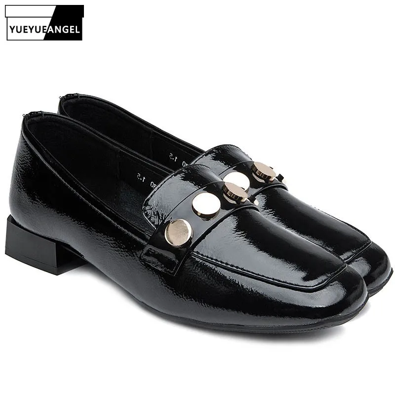 Лоферы женские с заклепками натуральная кожа плоская подошва без застежки