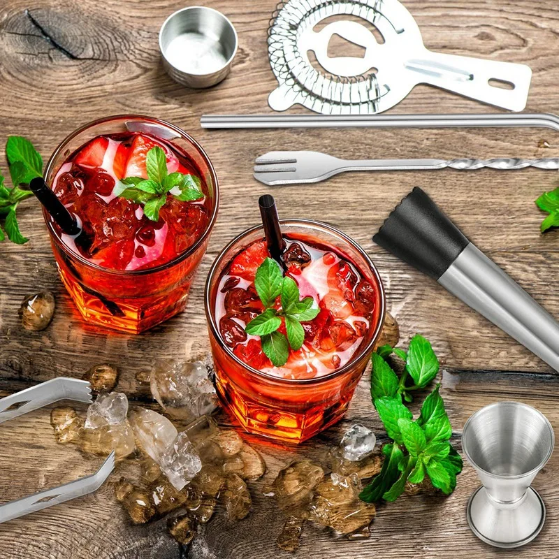 

Cocktail Shaker 13-Piece, Cocktail Shaker Bar Set 750Ml, Shaker Cocktail Kit with Mixing Spoon, Muddler, Bottle Stoppers