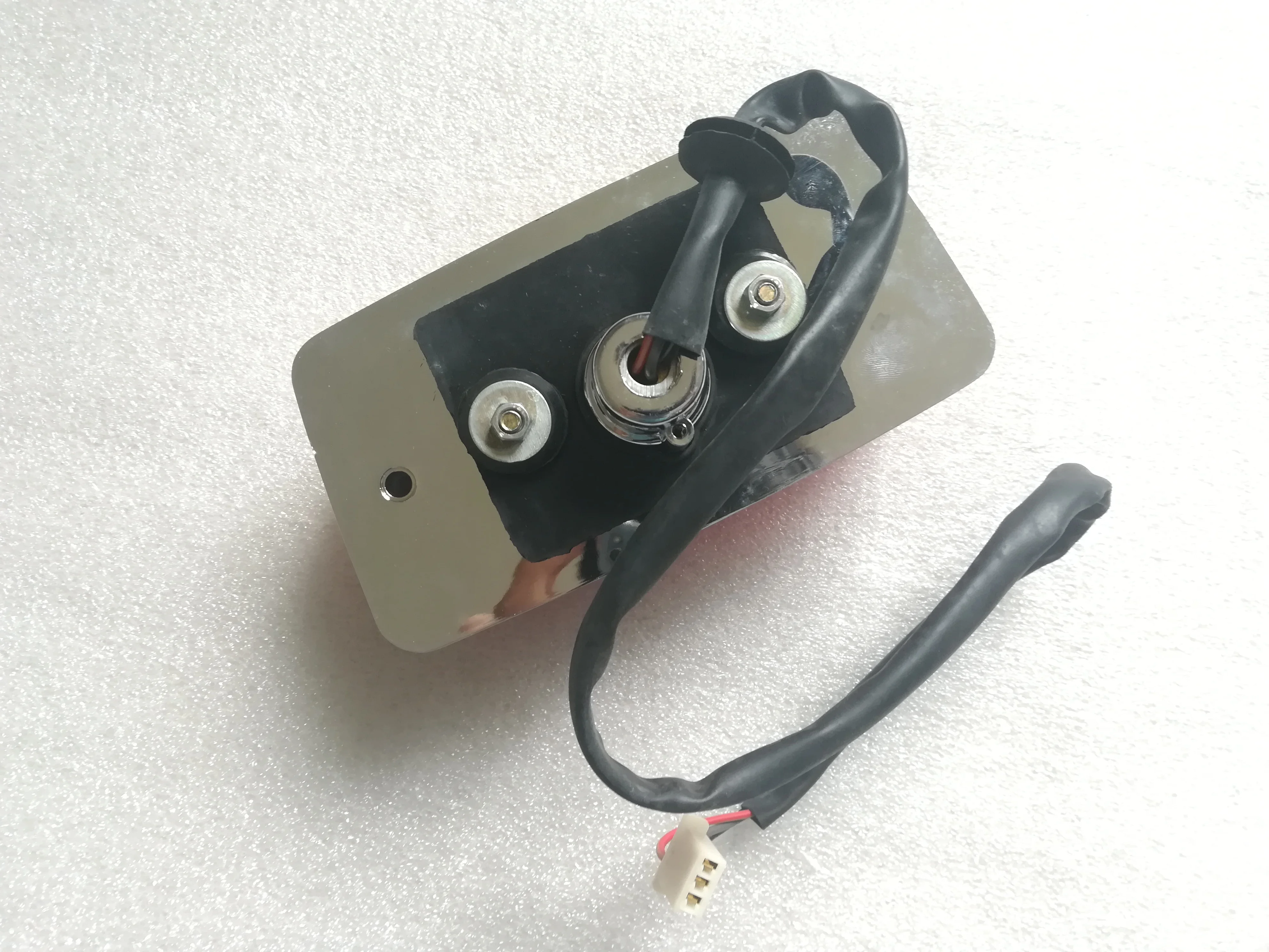 Бесплатная доставка задний светильник для мотоцикла тормозной лампа 2-тактного