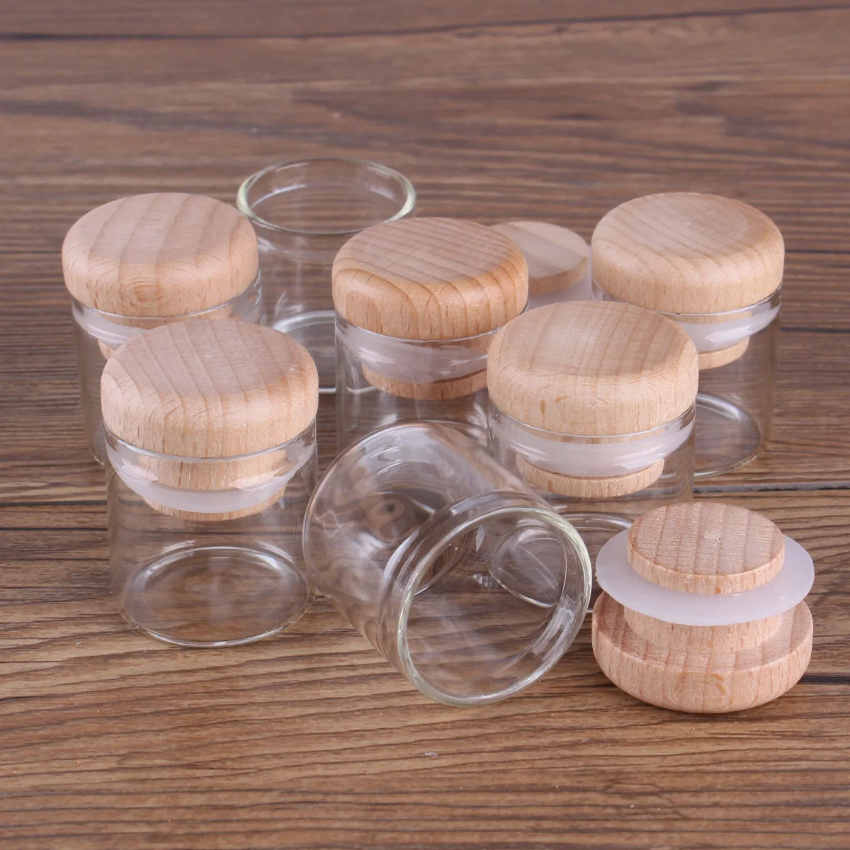 

5pcs 10ml 30*30mm Mini Glass Bottles Glass Jars with Solid Wood Caps Spice Jars Glass Vials Glass vessels Potion Bottles