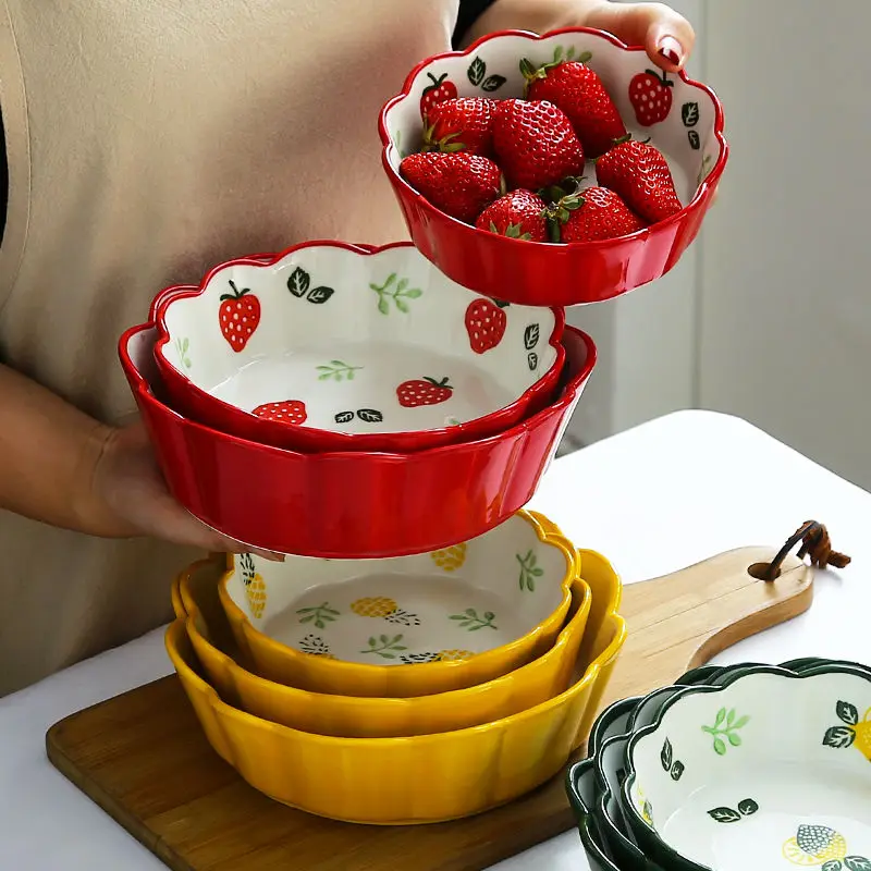 Красная миска в форме клубники керамическая Салатница для рисового супа