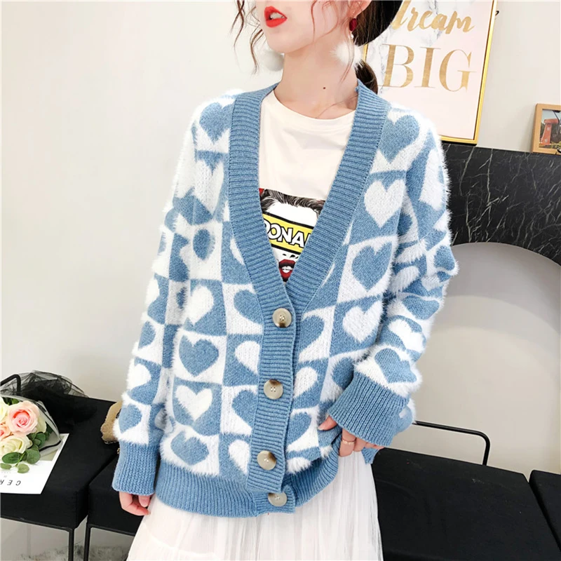 Свитер с узором из сердечек женский длинный кардиган бархат плюс размер мохер